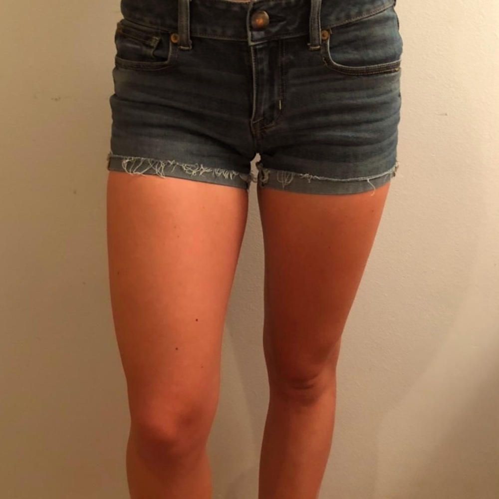 American eagle shortie super stretch dark wash denim shorts!